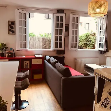 Appart Terrasse Centre Ville Parking Facile Auxerre Exterior foto